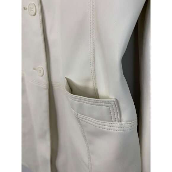 Calvin Klein Womens Alabaster Faux Leather Coat M Button Long Sleeve Lined $160 - Picture 8 of 8